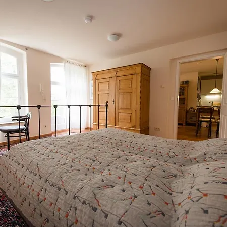 Goethezimmer An Der Ilmbrücke * Weimar (Thuringia)