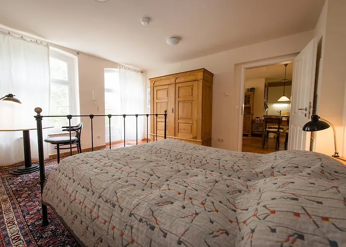 Goethezimmer An Der Ilmbrücke * Weimar (Thuringia)